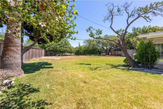 6551 E. Bacarro, Long Beach, CA 90815
