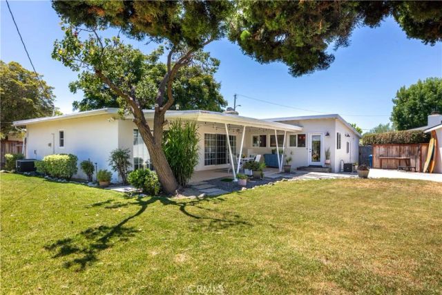 6551 E. Bacarro, Long Beach, CA 90815