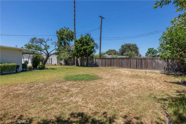 6551 E. Bacarro, Long Beach, CA 90815
