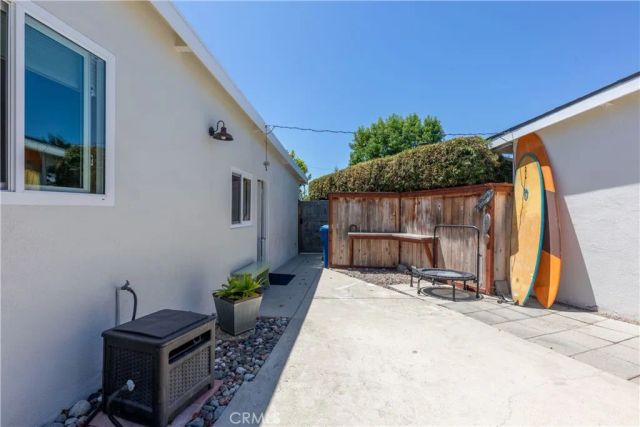 6551 E. Bacarro, Long Beach, CA 90815