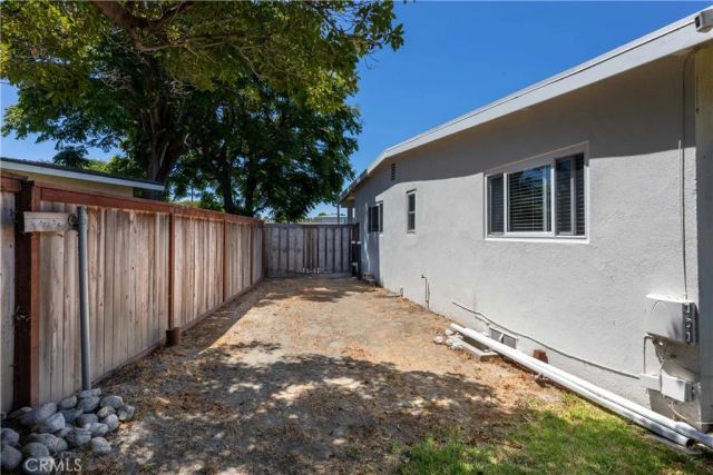 6551 E. Bacarro, Long Beach, CA 90815