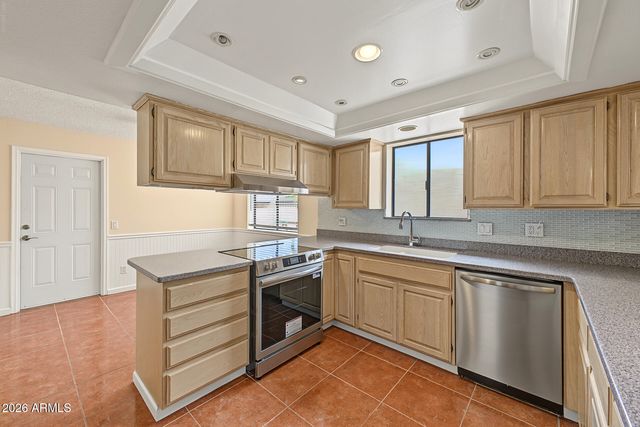 25668 S HOWARD Drive, Sun Lakes, AZ 85248