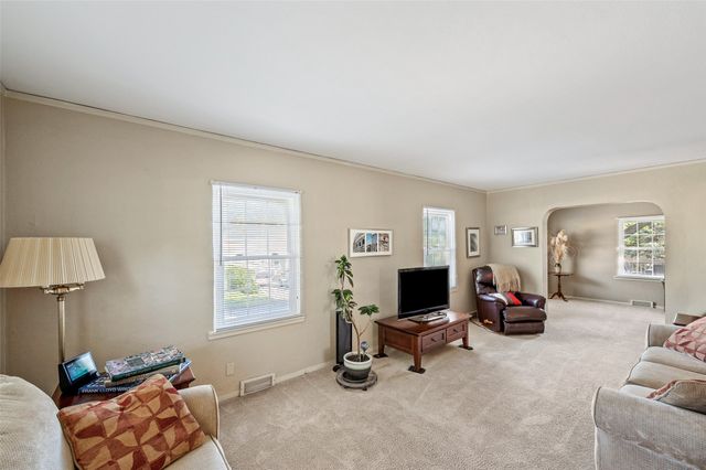 3400 Jefferson Avenue, Des Moines, IA 50310