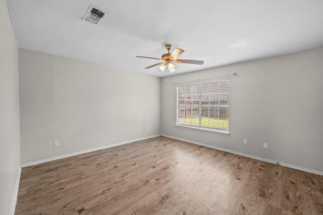 16723 Running Quail Court, Houston, TX 77489