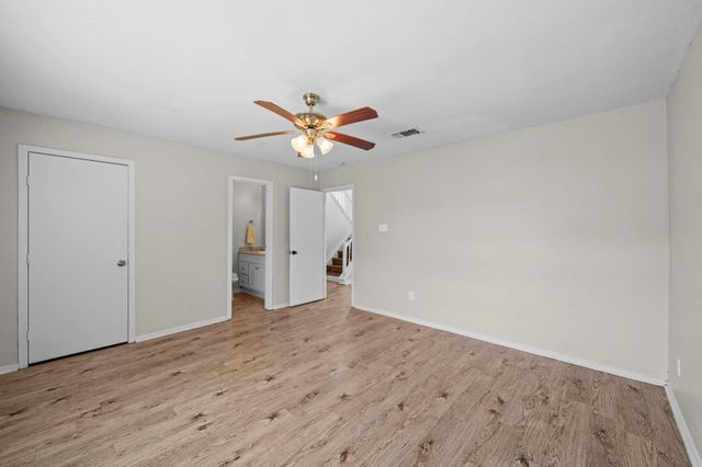 16723 Running Quail Court, Houston, TX 77489