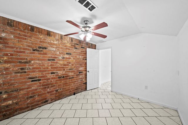 16723 Running Quail Court, Houston, TX 77489