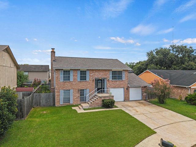 16723 Running Quail Court, Houston, TX 77489