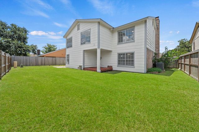 16723 Running Quail Court, Houston, TX 77489