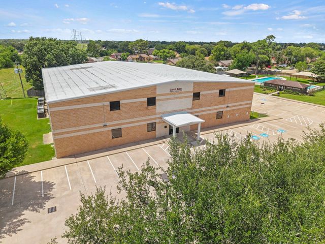 16723 Running Quail Court, Houston, TX 77489