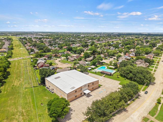 16723 Running Quail Court, Houston, TX 77489
