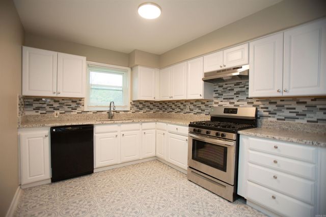 2308 and 2310 Blackwood Road, Little Rock, AR 72207