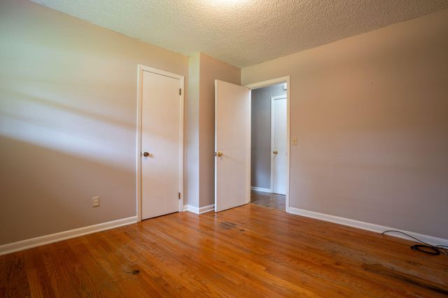 89 N Pine Street, Trenton, GA 30752