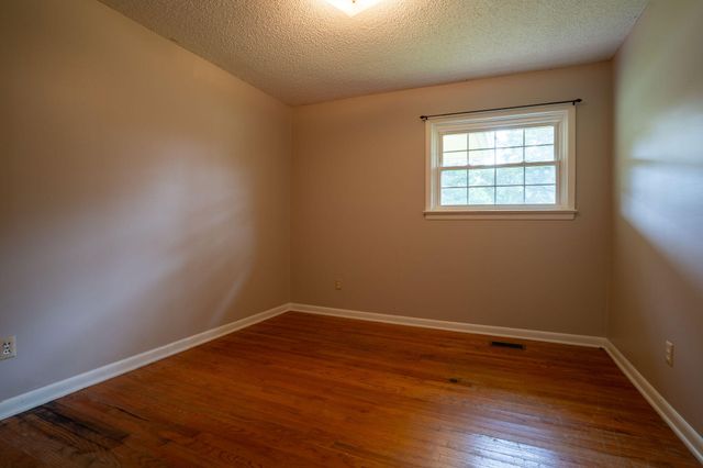 89 N Pine Street, Trenton, GA 30752
