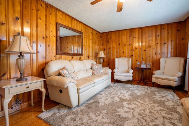 89 N Pine Street, Trenton, GA 30752