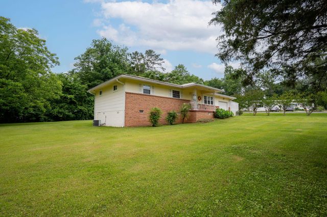 89 N Pine Street, Trenton, GA 30752