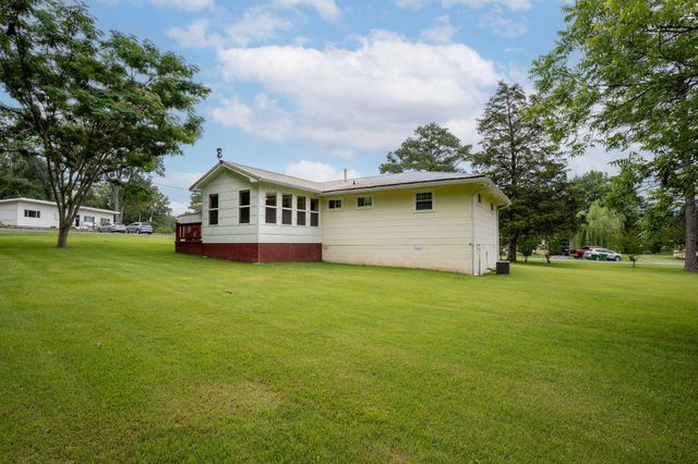 89 N Pine Street, Trenton, GA 30752