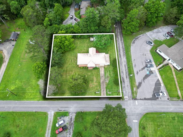 89 N Pine Street, Trenton, GA 30752