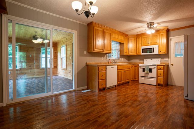 89 N Pine Street, Trenton, GA 30752