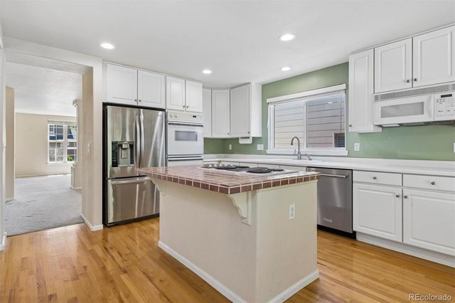 5725 Glenstone Drive, Littleton, CO 80130