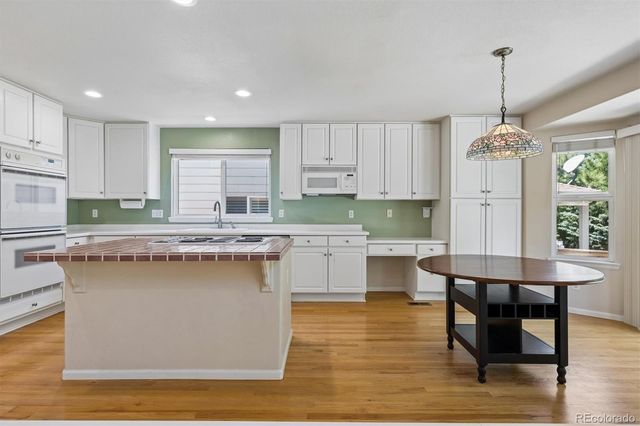 5725 Glenstone Drive, Littleton, CO 80130