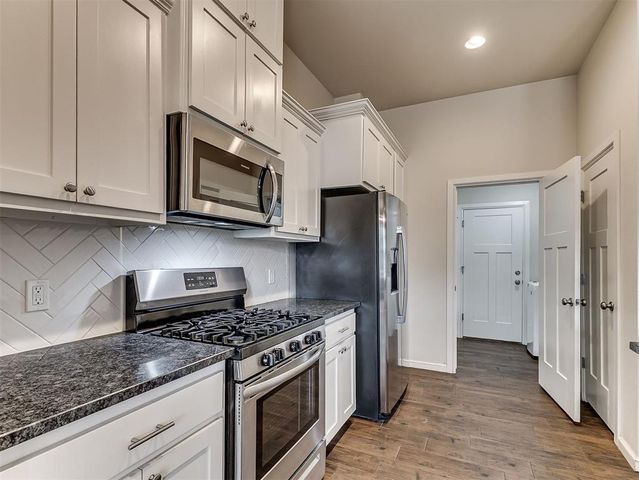 521 NW 179th Street, Edmond, OK 73012