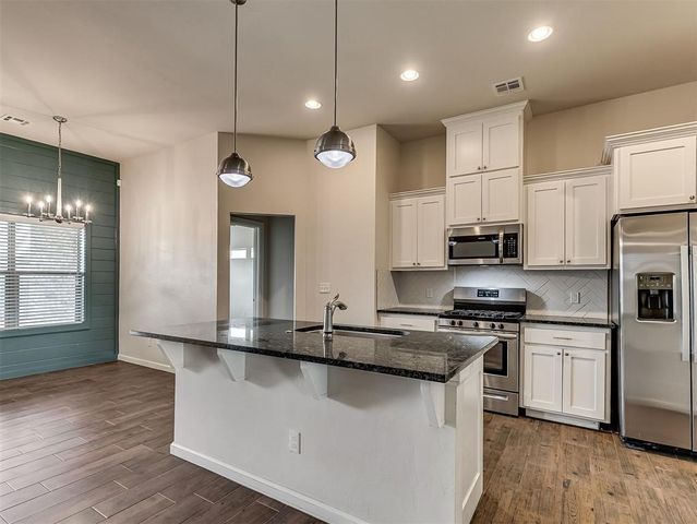 521 NW 179th Street, Edmond, OK 73012