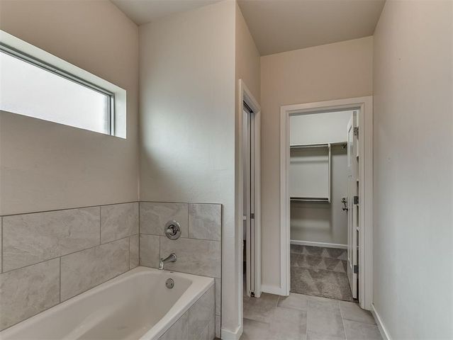 521 NW 179th Street, Edmond, OK 73012