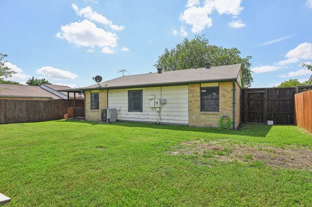 7600 Independence Drive, The Colony, TX 75056