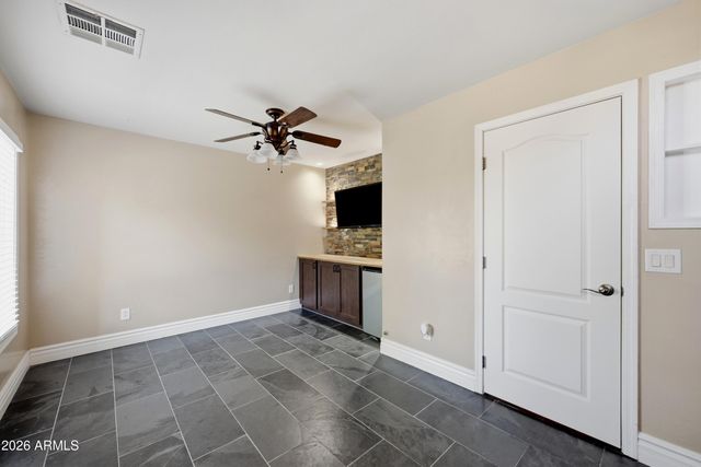 5612 S 21ST Place, Phoenix, AZ 85040