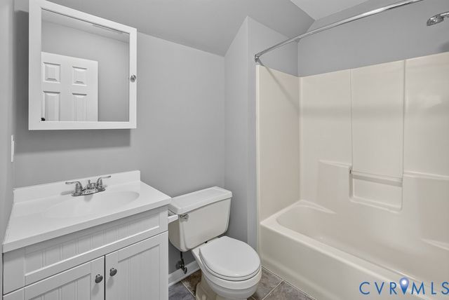 24607 Woodstream Ln, North Dinwiddie, VA 23803