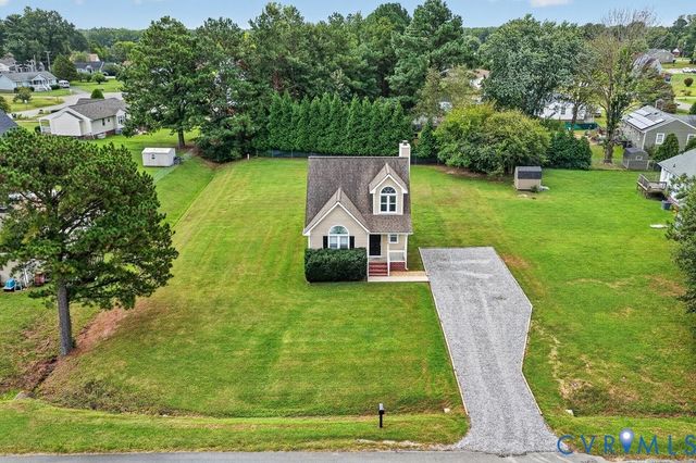 24607 Woodstream Ln, North Dinwiddie, VA 23803