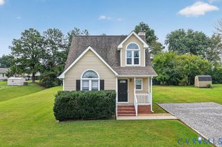 24607 Woodstream Ln, North Dinwiddie, VA 23803