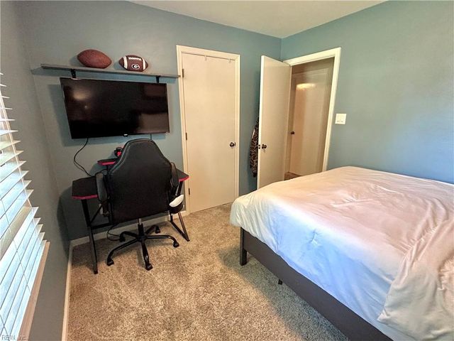 572 Denver AVE, Chesapeake, VA 23322