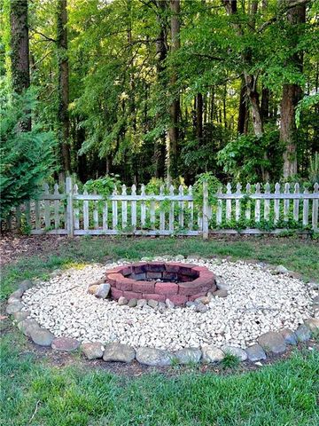 572 Denver AVE, Chesapeake, VA 23322