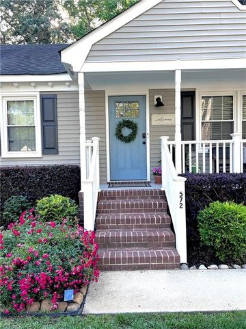 572 Denver AVE, Chesapeake, VA 23322