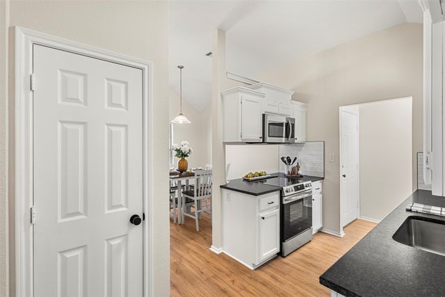 620 Brenna Road, Waxahachie, TX 75165