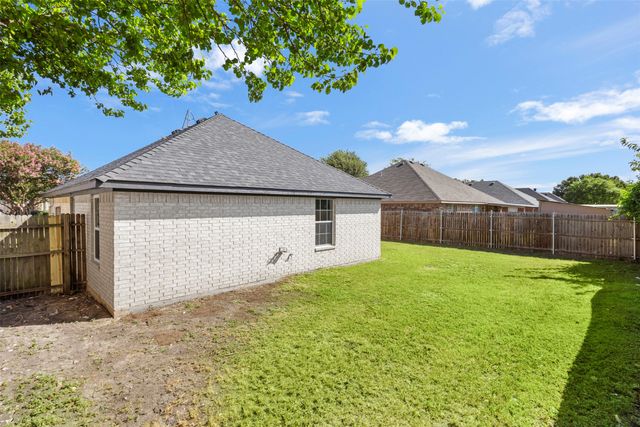 620 Brenna Road, Waxahachie, TX 75165