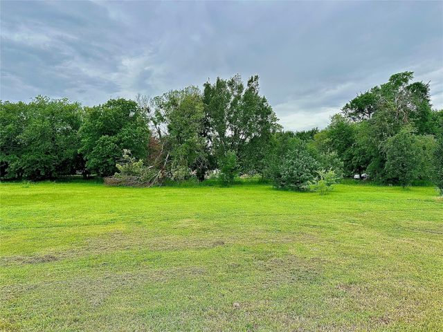 831 Country Club Road, Lucas, TX 75002