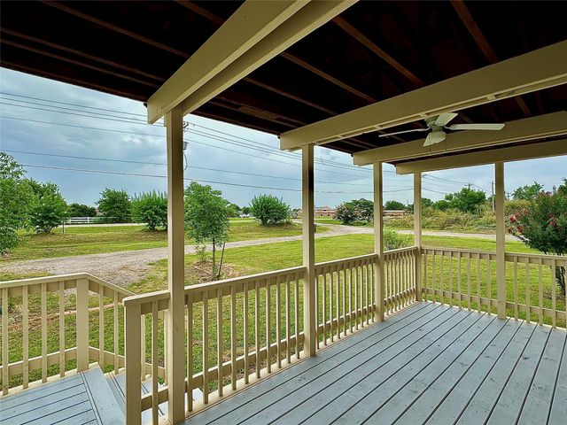 831 Country Club Road, Lucas, TX 75002