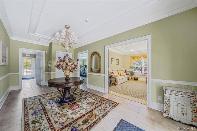 90 Golden Spruce Drive, Calverton, NY 11933