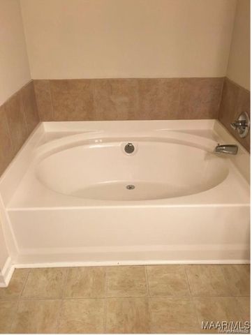 8213 DISON Drive, Montgomery, AL 36117