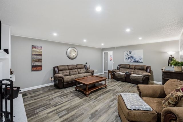 6608 S 254th East Avenue, Broken Arrow, OK 74014