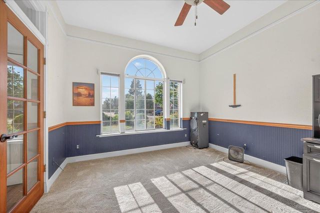 2976 Holly Avenue, Clovis, CA 93611