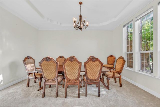 2976 Holly Avenue, Clovis, CA 93611