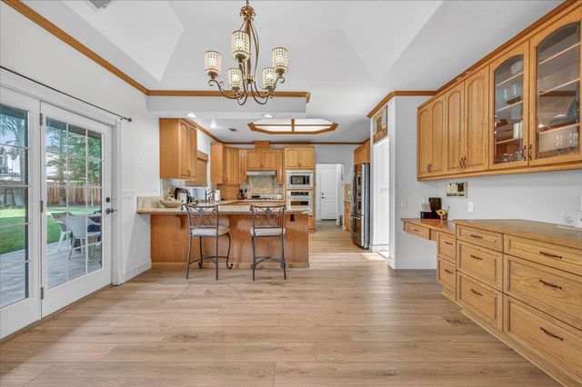 2976 Holly Avenue, Clovis, CA 93611