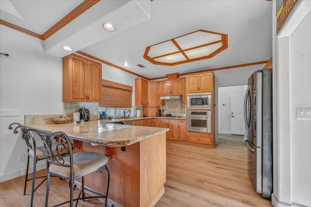 2976 Holly Avenue, Clovis, CA 93611