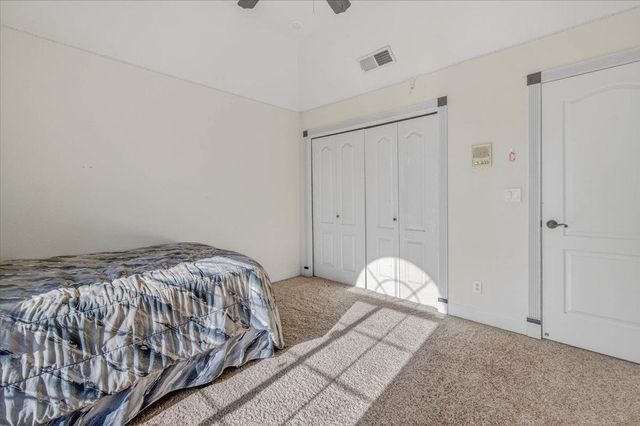 2976 Holly Avenue, Clovis, CA 93611