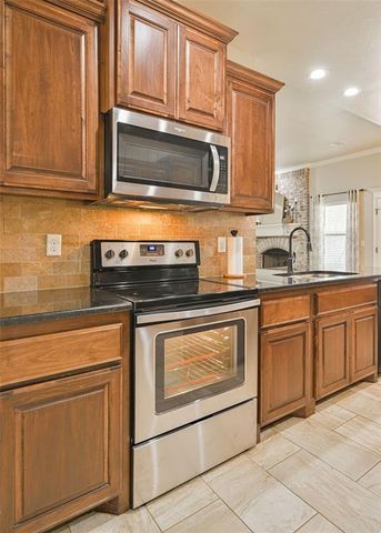 4800 NE Ash Street, Piedmont, OK 73078