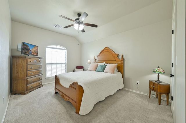 4800 NE Ash Street, Piedmont, OK 73078