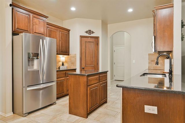 4800 NE Ash Street, Piedmont, OK 73078